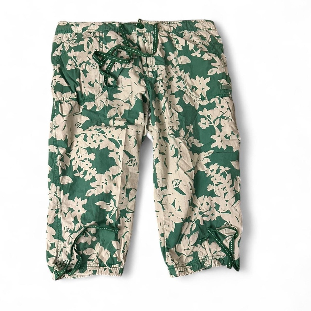 Floral Green and Cream Capris
